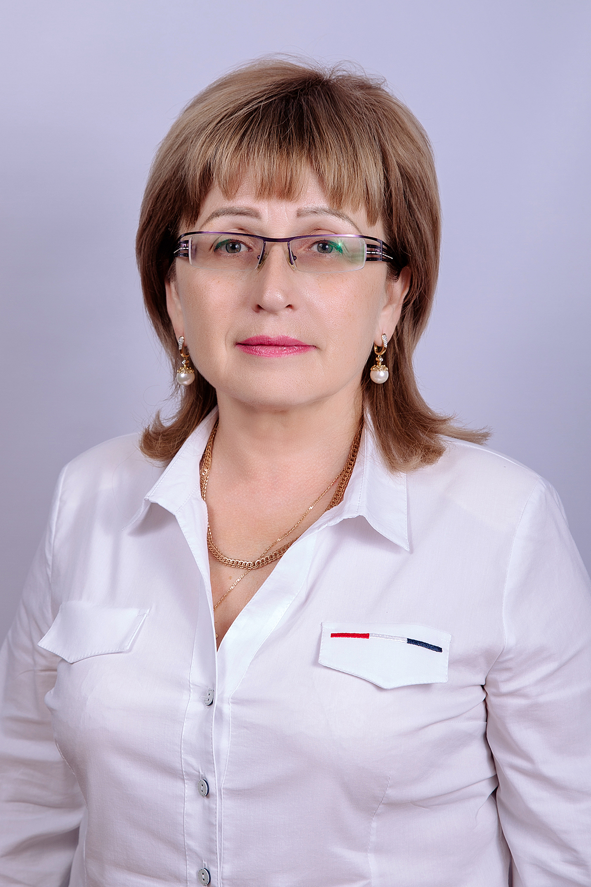 Дусина Елена Николаевна.